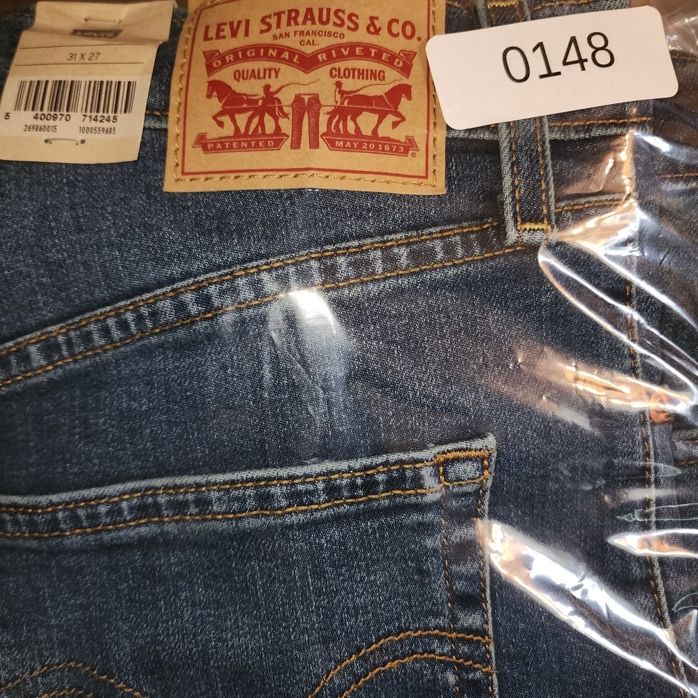 NWT Levi's Women's 31x27 Ribcage Straight Ankle Jeans - Picture 12 of 12